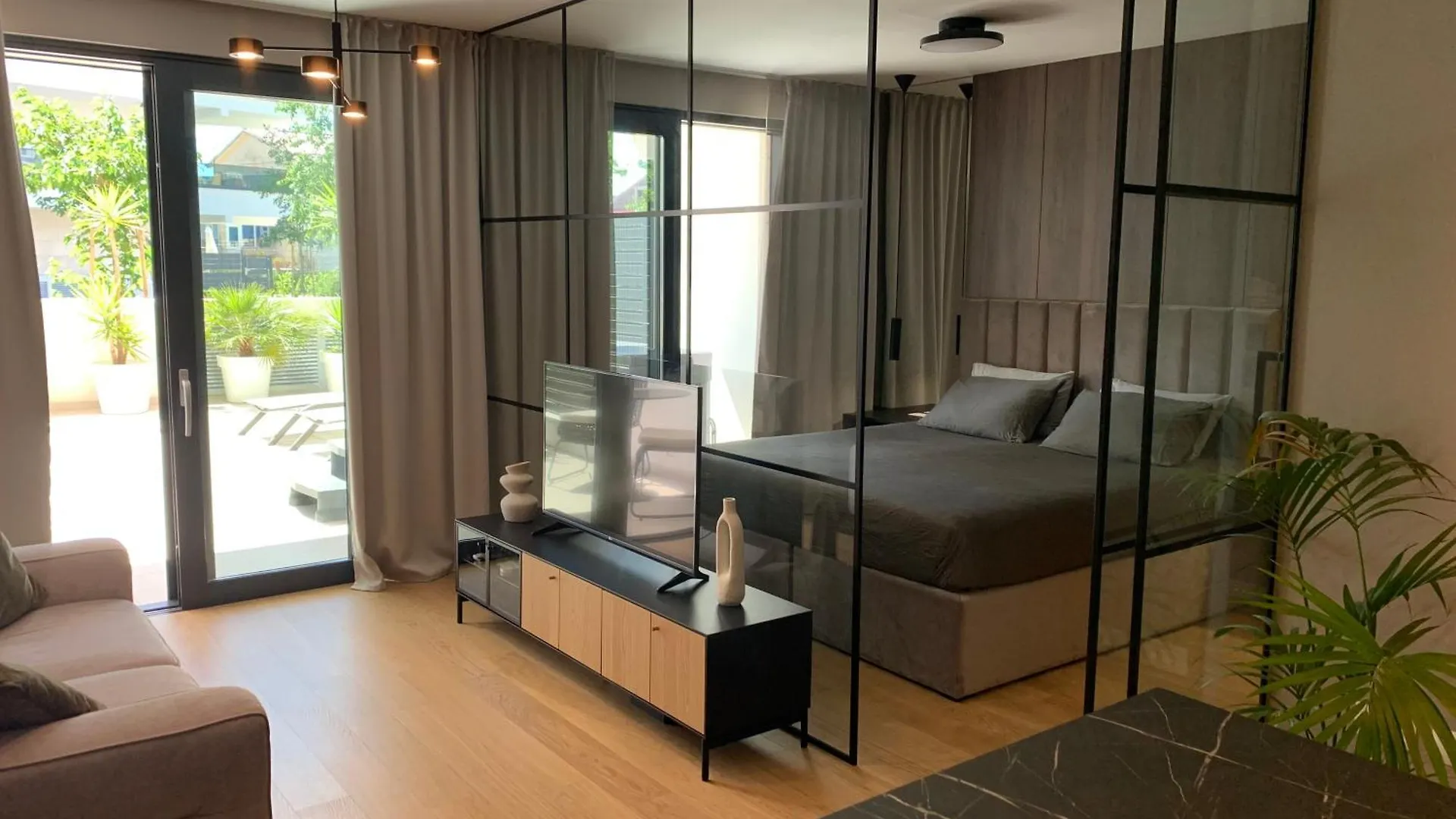 Capitol Suites زادار 0*,